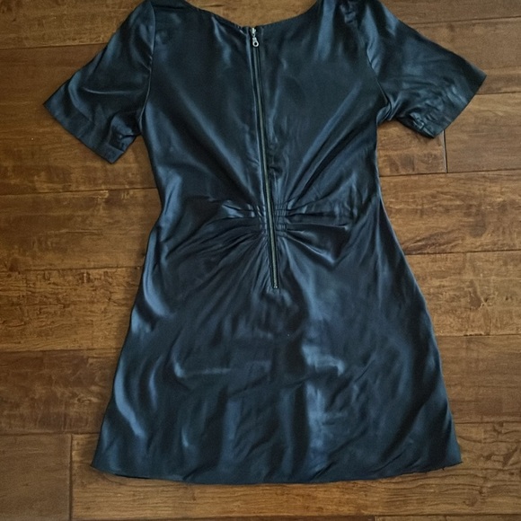 Vena Cava Black Twist Front Dress - Picture 6 of 9